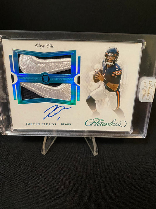 Justin Fields 2021 Panini Flawless #RDPA-JFI Rookie Dual Patch Platinum Auto 1/1