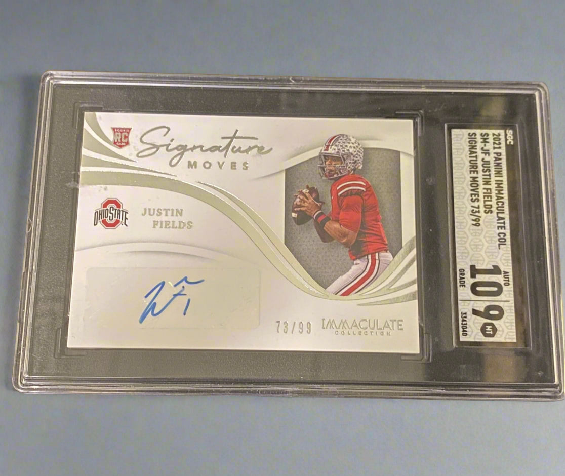 Justin Fields - 2021 Immaculate Collegiate Signature Moves Rookie 73/99 Autograph SGC Graded Trading Card